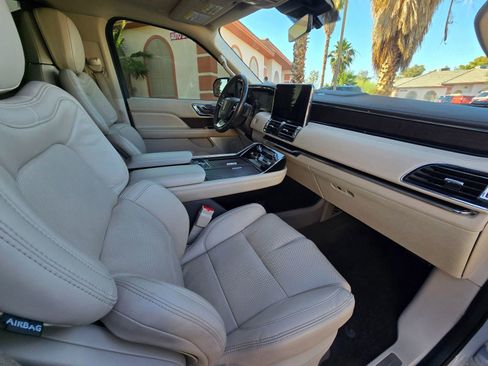 Used 2020 Lincoln Navigator Reserve w/ Equipment Group 208A Reserve RWD image 18