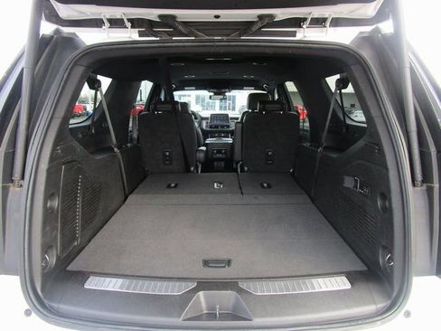Certified 2023 Chevrolet Suburban Premier image 22