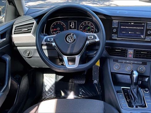 Certified 2021 Volkswagen Jetta S w/ Driver Assistance Package image 5