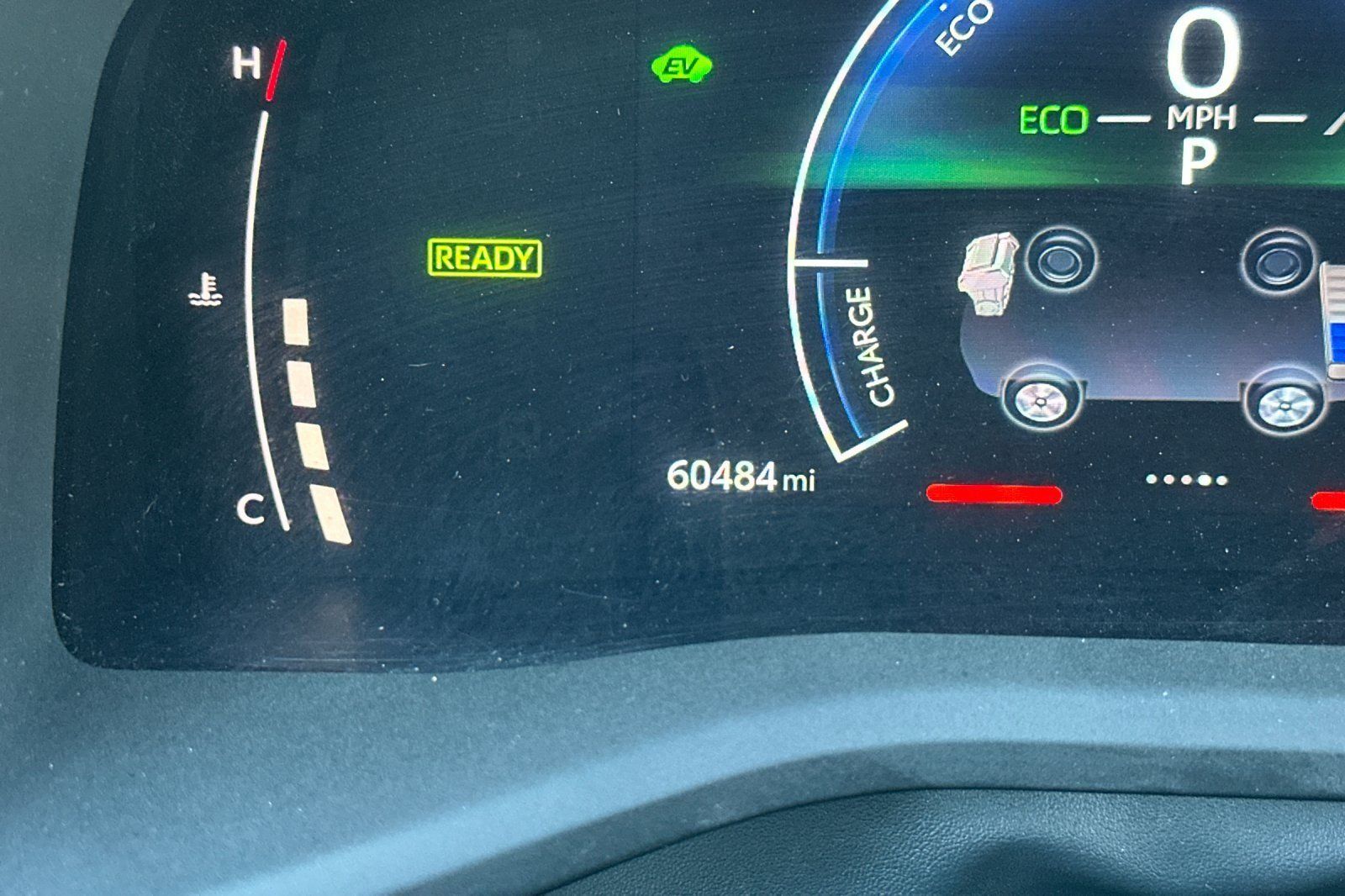 Used 2025 Toyota Camry SE w/ Convenience Package FWD image 23