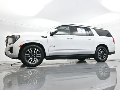 Used 2023 GMC Yukon XL AT4 w/ AT4 Premium Plus Package AWD/4WD image 54