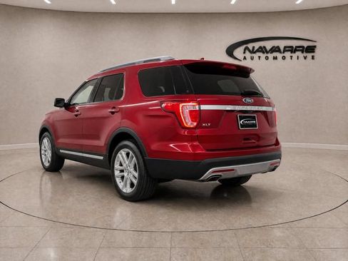 Used 2016 Ford Explorer XLT w/ Equipment Group 202A FWD image 5