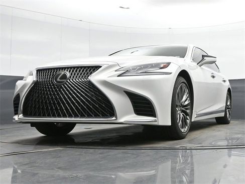 Used 2018 Lexus LS 500 AWD w/ Luxury Package image 33