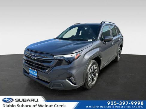 Used 2026 Subaru Forester Premium AWD/4WD image 1