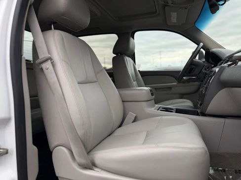 Used 2011 Chevrolet Silverado 3500 LTZ w/ LTZ Plus Package image 15