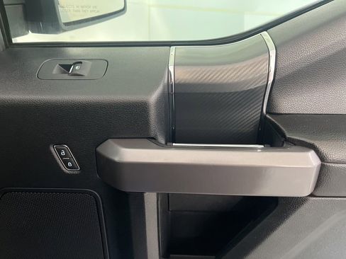 Used 2019 Ford F150 XLT w/ Equipment Group 302A Luxury AWD/4WD image 58