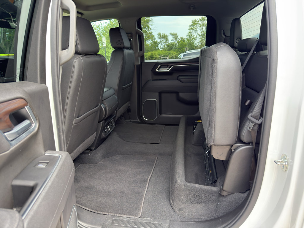 Used 2026 GMC Sierra 1500 SLT AWD/4WD image 45