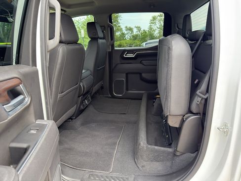 Used 2026 GMC Sierra 1500 SLT AWD/4WD image 45