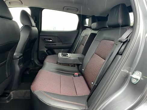 New 2025 Nissan Kicks SR w/ Illumination Package image 16