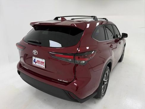 Used 2026 Toyota Highlander XLE AWD/4WD image 40