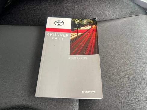 Used 2018 Toyota 4Runner SR5 Premium AWD/4WD image 25