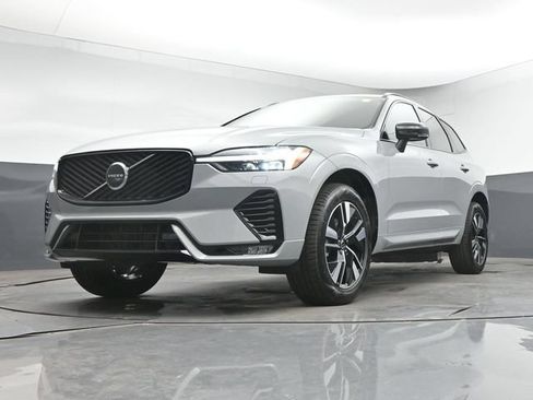 New 2026 Volvo XC60 B5 Core w/ Climate Package AWD/4WD image 38