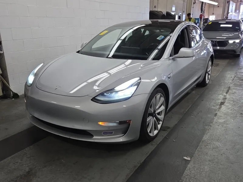 Used 2018 Tesla Model 3 Long Range AWD/4WD image 1