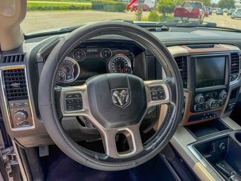 Used 2015 RAM 1500 Laramie w/ Convenience Group AWD/4WD image 12
