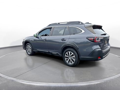 Used 2023 Subaru Outback Premium AWD/4WD image 6