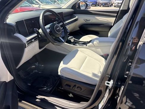 Certified 2025 Hyundai Tucson SEL AWD/4WD image 19