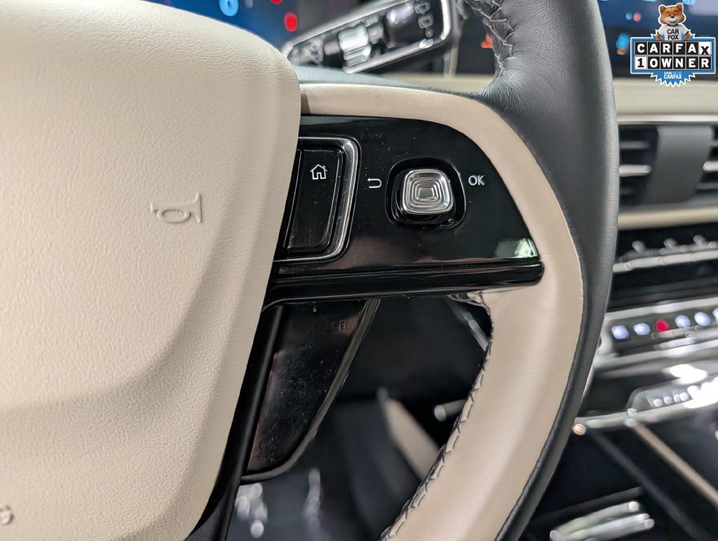 Used 2025 Lincoln Corsair Reserve AWD/4WD image 23