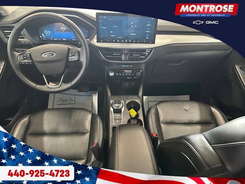 Used 2024 Ford Escape Platinum AWD/4WD image 25