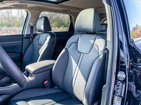 New 2026 Kia Sorento S w/ S Panoramic Sunroof Package image 17