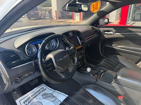 Used 2022 Chrysler 300 S RWD image 10