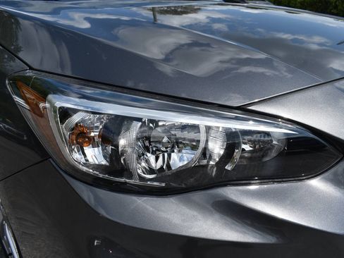 Used 2018 Subaru Impreza 2.0i Premium AWD/4WD image 40