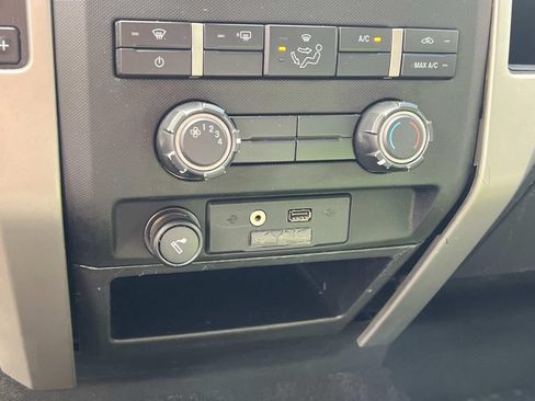 Used 2011 Ford F150 XLT w/ XLT Chrome Pkg AWD/4WD image 24