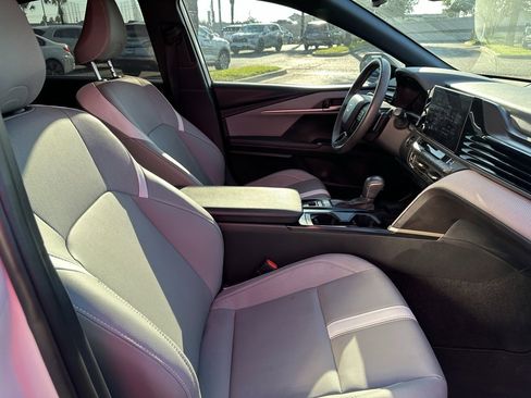 Used 2025 Toyota Camry LE image 22