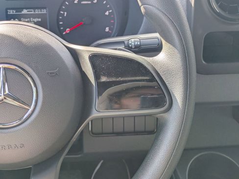 Used 2023 Mercedes-Benz Sprinter 3500 image 17