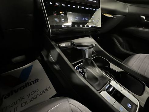 Used 2024 Hyundai Santa Cruz SEL w/ Activity Package image 22