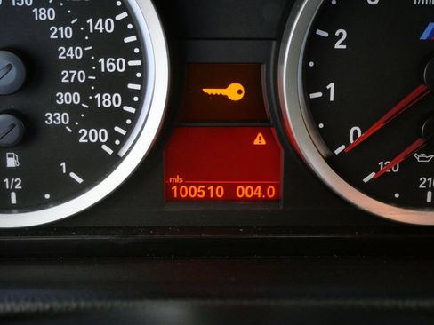 Used 2009 BMW M3 Sedan RWD image 21