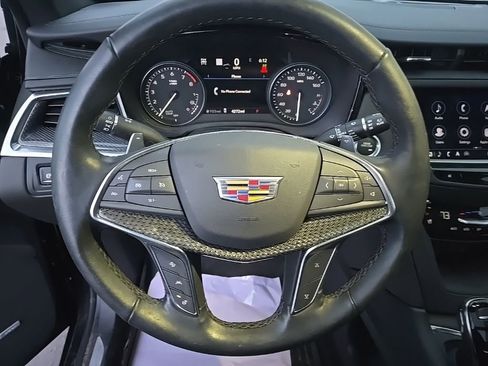 Certified 2024 Cadillac XT5 Sportv w/ Technology Package AWD/4WD image 16