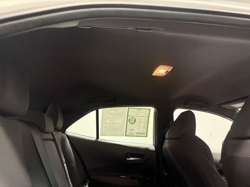 Used 2021 Toyota Corolla SE image 69