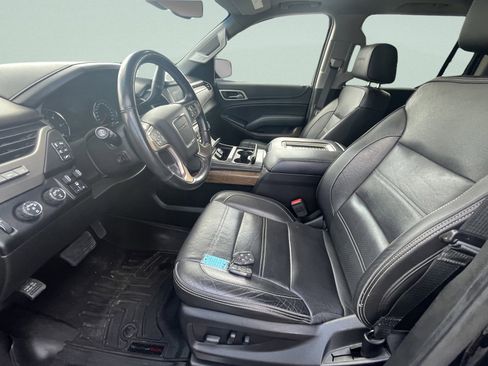 Used 2019 GMC Yukon XL Denali w/ Denali Ultimate Package image 10