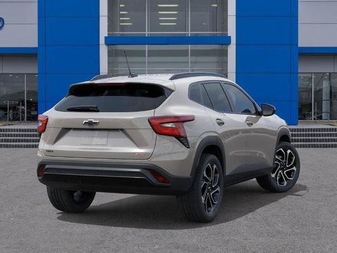 New 2026 Chevrolet Trax RS w/ Driver Confidence Package FWD image 4