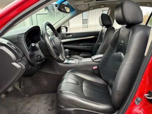 Used 2012 INFINITI G37 Journey w/ Premium Pkg image 2