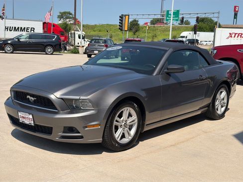 Used 2014 Ford Mustang Convertible w/ Equipment Group 102A RWD image 4