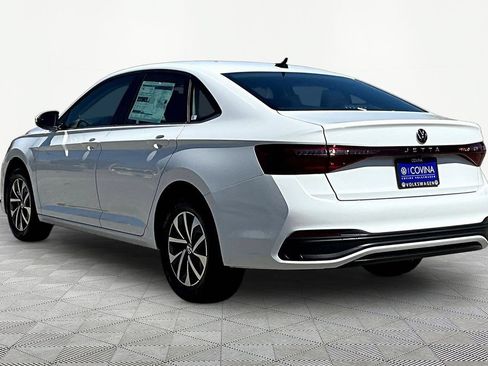 Used 2026 Volkswagen Jetta S FWD image 4