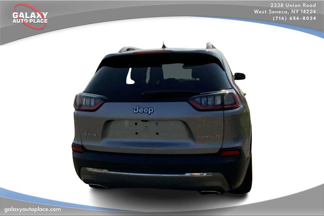 Used 2019 Jeep Cherokee Limited AWD/4WD image 6