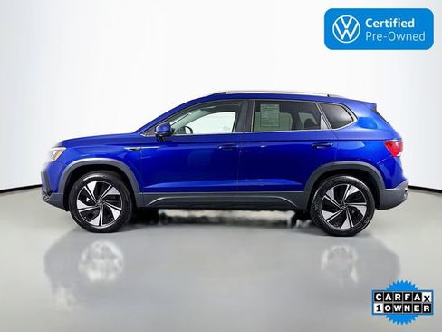 Used 2024 Volkswagen Taos SE image 4