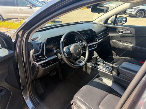 Certified 2023 Kia Sportage EX FWD image 6