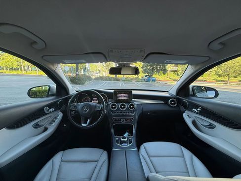 Used 2017 Mercedes-Benz C 300 Sedan image 21