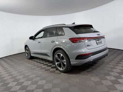Used 2023 Audi Q4 e-tron Premium Plus w/ Premium Plus image 7