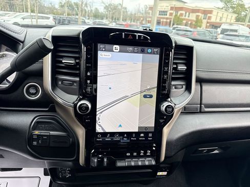 Used 2024 RAM 2500 Laramie image 22