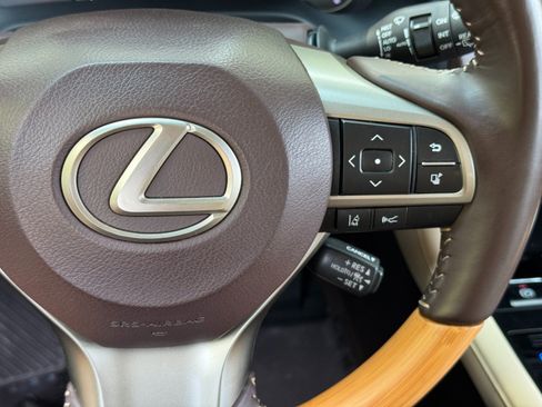Used 2019 Lexus RX 350 FWD w/ Premium Package image 23