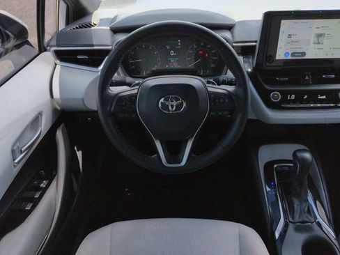 Used 2024 Toyota Corolla SE FWD image 16