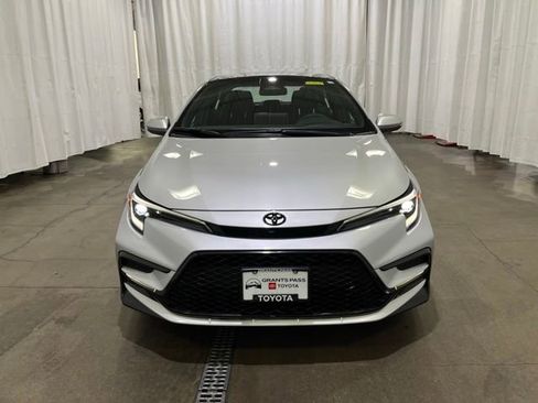 New 2026 Toyota Corolla SE w/ SE Package FWD image 8
