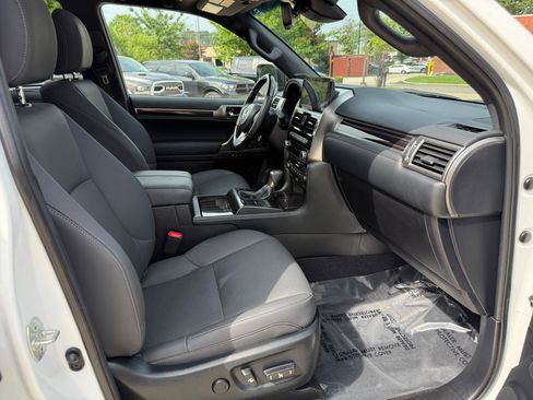 Used 2023 Lexus GX 460 Premium AWD/4WD image 35