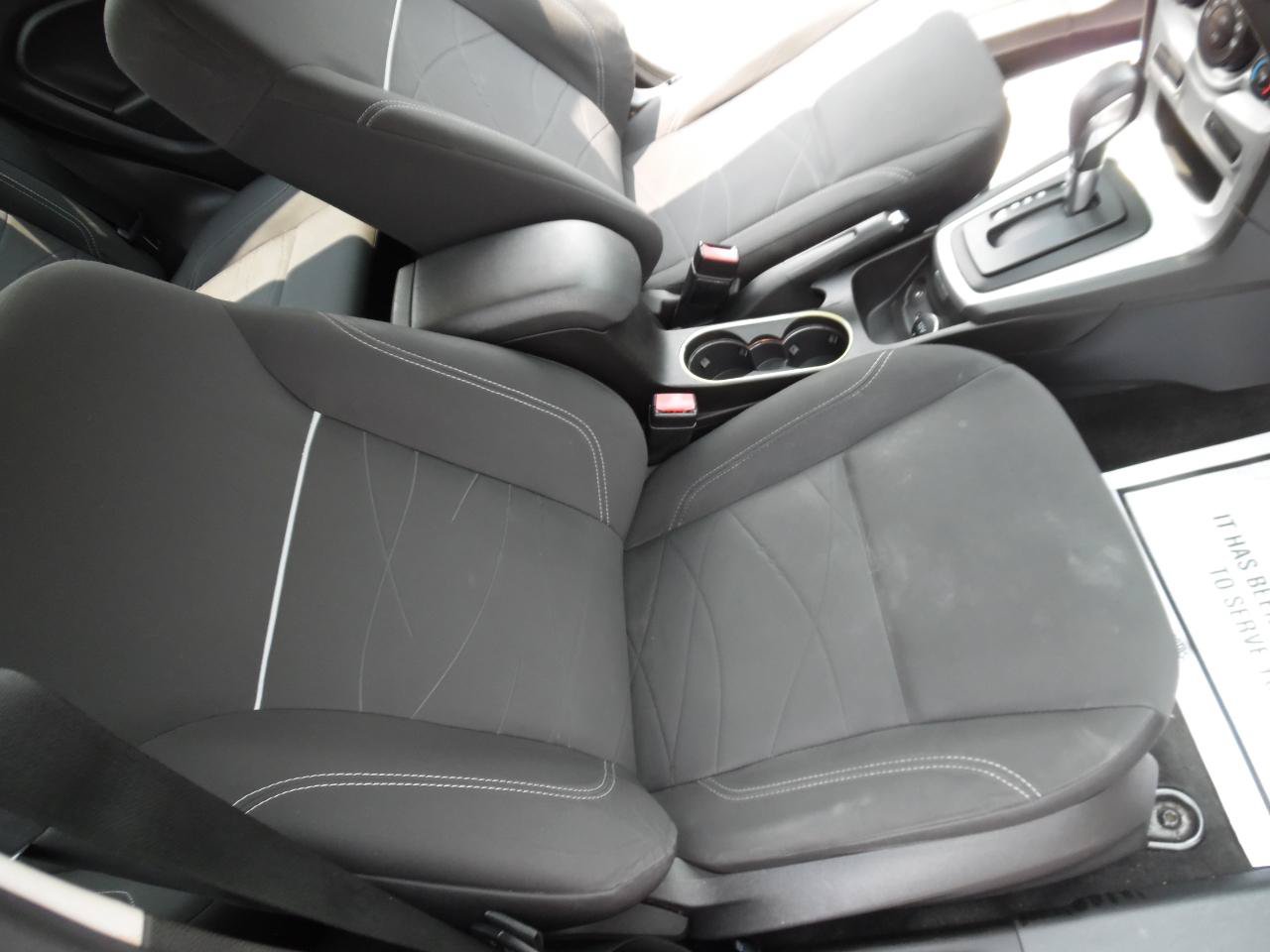 Used 2014 Ford Fiesta SE FWD image 22