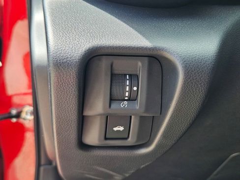 Used 2025 Toyota GR86 Premium w/ Performance Package RWD image 17