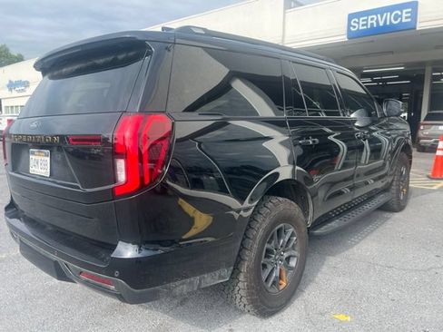 Certified 2025 Ford Expedition Tremor AWD/4WD image 4